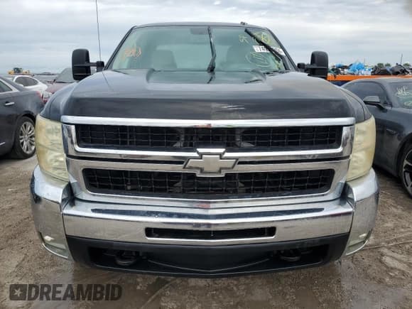 ✅ 2008 Chevrolet Silverado 2500HD Work Truck • VIN: 1GCHK23K68F221598 • Lot: 74924904. Wystawiony na Copart z przebiegiem Nie podano. Bezpłatny archiwum sprzedaży aukcyjnych z USA i szczegółowy raport historii pojazdu na DreamBid. Zdjęcie 5.