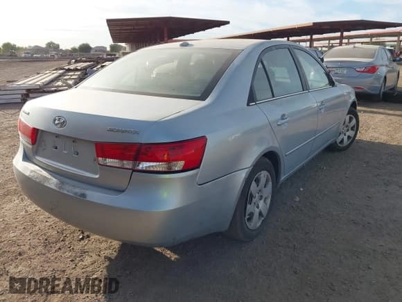 ✅ 2008 Hyundai Sonata GLS • VIN: 5NPET46C68H372589 • Лот: 43614936. Опубликован ранее на IAAI с пробегом 280 264 миль. Бесплатный доступ к архиву аукционных продаж из США и подробный отчёт об истории автомобиля на DreamBid. Изображение 4.