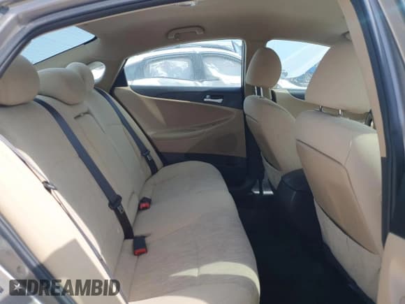 ✅ 2014 Hyundai Sonata GLS • VIN: 5NPEB4AC0EH930104 • Lot: 71193735. Listed on Copart with 115,426 mi. Free auction sales archive from the USA and detailed vehicle history report at DreamBid. Image 10.