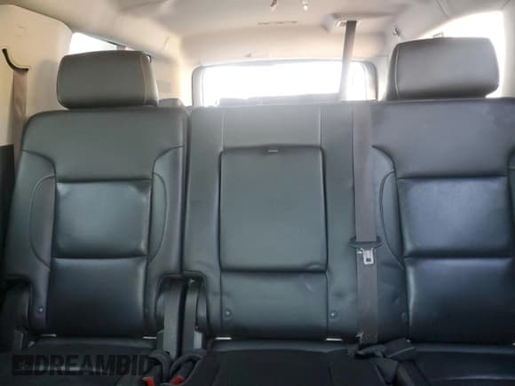 ✅ 2015 Chevrolet Suburban LTZ • VIN: 1GNSCKKC7FR536328 • Lot: 74714674. Wystawiony na Copart z przebiegiem Nie podano. Bezpłatny archiwum sprzedaży aukcyjnych z USA i szczegółowy raport historii pojazdu na DreamBid. Zdjęcie 10.