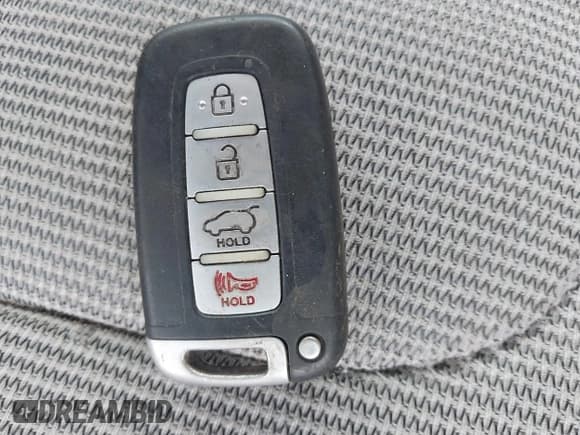 ✅ 2012 Hyundai Veloster w/Gray Int • VIN: KMHTC6AD8CU051571 • Lot: 41637923. Wystawiony na IAAI z przebiegiem 141 897 mil. Bezpłatny archiwum sprzedaży aukcyjnych z USA i szczegółowy raport historii pojazdu na DreamBid. Zdjęcie 11.