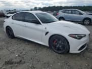 ✅ 2021 Alfa Romeo Giulia Quadrifoglio • VIN: ZARFAMEV6M7648559 • Lot: 60472794. Wystawiony na Copart z przebiegiem 22 622 mil. Bezpłatny archiwum sprzedaży aukcyjnych z USA i szczegółowy raport historii pojazdu na DreamBid. Zdjęcie 4.
