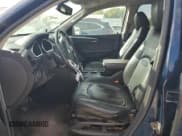 ✅ 2009 Chevrolet Traverse 2LT • VIN: 1GNER23D79S174713 • Lot: 72050574. Wystawiony na Copart z przebiegiem 169 476 mil. Bezpłatny archiwum sprzedaży aukcyjnych z USA i szczegółowy raport historii pojazdu na DreamBid. Zdjęcie 7.