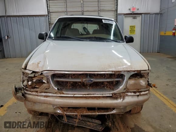 ✅ 1998 Ford Explorer XLT • VIN: 1FMZU32P2WZC01373 • Lot: 88286335. Wystawiony na Copart z przebiegiem 213 872 mil. Bezpłatny archiwum sprzedaży aukcyjnych z USA i szczegółowy raport historii pojazdu na DreamBid. Zdjęcie 5.