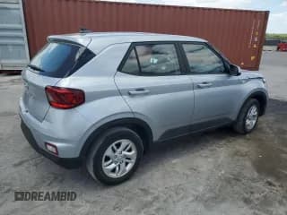 ✅ 2022 Hyundai Venue SE • VIN: KMHRB8A34NU146857 • Lot: 55453115. Listed on Copart with 21,106 mi. Free auction sales archive from the USA and detailed vehicle history report at DreamBid. Image 3.