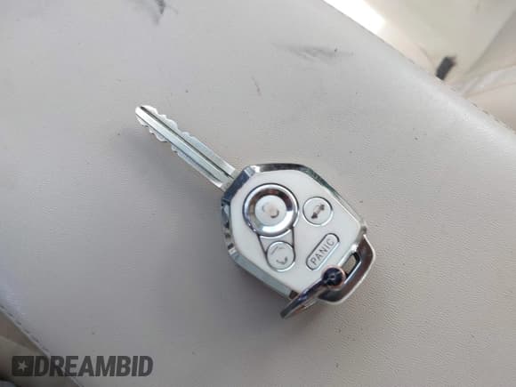 ✅ 2018 Subaru Legacy Premium • VIN: 4S3BNAC69J3017766 • Lot: 43392963. Wystawiony na IAAI z przebiegiem 122 634 mil. Bezpłatny archiwum sprzedaży aukcyjnych z USA i szczegółowy raport historii pojazdu na DreamBid. Zdjęcie 11.