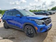 ✅ 2024 Kia Seltos X-Line • VIN: KNDEUCA70R7559172 • Lot: 58462705. Listed on Copart with 12,525 mi. Free auction sales archive from the USA and detailed vehicle history report at DreamBid. Image 4.