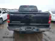 2006 Chevrolet Silverado 1500 LS z VIN 1GCEK19V76Z205081, wystawiony jako Copart lot #81746094 z przebiegiem 112 969 mil mil oraz Czysty tytuł • Clean title. Historia ofert i sprzedaży dostępna na DreamBid. Obrazek 6.