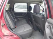 ✅ 2005 Mazda Tribute LX • VIN: 4F2CZ94165KM37202 • Lot: 42271903. Listed on IAAI with 172,230 mi. Free auction sales archive from the USA and detailed vehicle history report at DreamBid. Image 8.