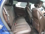 ✅ 2015 Lincoln MKZ • VIN: 5LMTJ1BH9FUJ38097 • Lot: 79472724. Wystawiony na Copart z przebiegiem 119 144 mil. Bezpłatny archiwum sprzedaży aukcyjnych z USA i szczegółowy raport historii pojazdu na DreamBid. Zdjęcie 11.