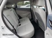 ✅ 2019 Hyundai Kona Limited • VIN: KM8K33AG1KU024229 • Лот: 65085574. Опубликован ранее на Copart с пробегом 19 362 миль. Бесплатный доступ к архиву аукционных продаж из США и подробный отчёт об истории автомобиля на DreamBid. Изображение 10.