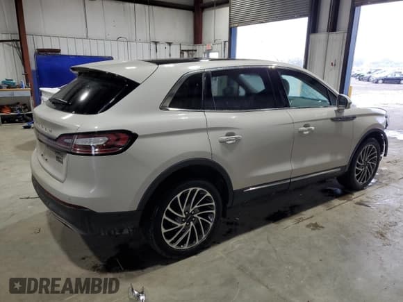 ✅ 2019 Lincoln Nautilus Reserve • VIN: 2LMPJ8L94KBL42783 • Lot: 64225285. Listed on Copart with 49,773 mi. Free auction sales archive from the USA and detailed vehicle history report at DreamBid. Image 3.