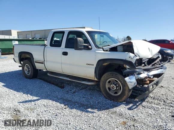 ✅ 1999 Chevrolet Silverado 2500 • VIN: 1GCGK29U4XE242992 • Lot: 48411425. Wystawiony na Copart z przebiegiem 315 200 mil. Bezpłatny archiwum sprzedaży aukcyjnych z USA i szczegółowy raport historii pojazdu na DreamBid. Zdjęcie 4.