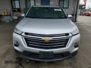 ✅ 2022 Chevrolet Traverse LT Cloth • VIN: 1GNERGKW5NJ110217 • Lot: 70946915. Listed on Copart with 55,433 mi. Free auction sales archive from the USA and detailed vehicle history report at DreamBid. Image 5.
