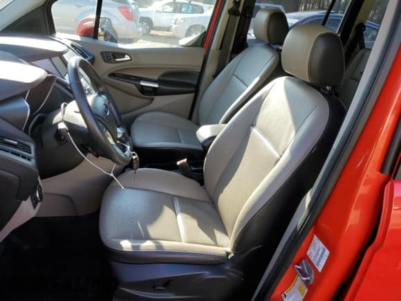 ✅ 2016 Ford Transit Connect • VIN: NM0AS8FX0G1246033 • Lot: 76697013. Listed on Copart with 15,511 mi. Free auction sales archive from the USA and detailed vehicle history report at DreamBid. Image 7.