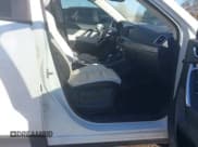 ✅ 2016 Mazda CX-5 Grand Touring • VIN: JM3KE4DY6G0864294 • Lot: 43639964. Wystawiony na IAAI z przebiegiem 119 285 mil. Bezpłatny archiwum sprzedaży aukcyjnych z USA i szczegółowy raport historii pojazdu na DreamBid. Zdjęcie 5.