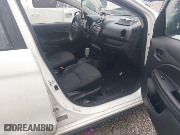 ✅ 2015 Mitsubishi Mirage DE • VIN: ML32A3HJ3FH001970 • Lot: 43747054. Listed on IAAI with 114,447 mi. Free auction sales archive from the USA and detailed vehicle history report at DreamBid. Image 5.