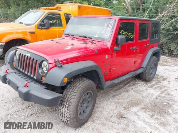 ✅ 2008 Jeep Wrangler Unlimited X • VIN: 1J4GA391X8L643615 • Lot: 43022530. Wystawiony na IAAI z przebiegiem 243 013 mil. Bezpłatny archiwum sprzedaży aukcyjnych z USA i szczegółowy raport historii pojazdu na DreamBid. Zdjęcie 2.