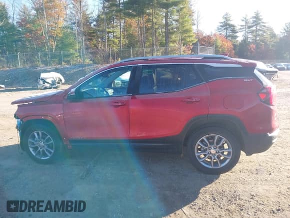 ✅ 2022 GMC Terrain SLT • VIN: 3GKALVEV7NL159769 • Lot: 43509229. Wystawiony na IAAI z przebiegiem 55 817 mil. Bezpłatny archiwum sprzedaży aukcyjnych z USA i szczegółowy raport historii pojazdu na DreamBid. Zdjęcie 15.