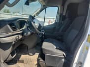 ✅ 2022 Ford Transit Cargo • VIN: 1FTBR1C82NKA04794 • Лот: 67265495. Опубликован ранее на Copart с пробегом 58 886 миль. Бесплатный доступ к архиву аукционных продаж из США и подробный отчёт об истории автомобиля на DreamBid. Изображение 7.