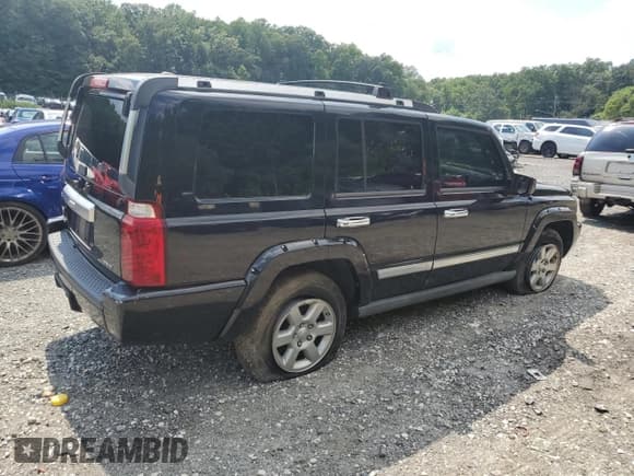 ✅ 2007 Jeep Commander Overland • VIN: 1J8HG68217C564894 • Лот: 64382215. Опубликован ранее на Copart с пробегом 221 815 миль. Бесплатный доступ к архиву аукционных продаж из США и подробный отчёт об истории автомобиля на DreamBid. Изображение 3.