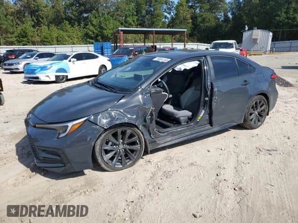 ✅ 2025 Toyota Corolla SE • VIN: 5YFP4MCE9SP239671 • Lot: 89654165. Wystawiony na Copart z przebiegiem 5 641 mil. Bezpłatny archiwum sprzedaży aukcyjnych z USA i szczegółowy raport historii pojazdu na DreamBid. Zdjęcie 1.