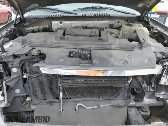 ✅ 2014 Ford Expedition Limited • VIN: 1FMJU1K55EEF56172 • Lot: 56281375. Listed on Copart with 160,468 mi. Free auction sales archive from the USA and detailed vehicle history report at DreamBid. Image 12.