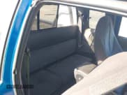 ✅ 1999 Dodge Dakota SLT • VIN: 1B7GL22Y9XS307637 • Lot: 43460284. Wystawiony na IAAI z przebiegiem 321 999 mil. Bezpłatny archiwum sprzedaży aukcyjnych z USA i szczegółowy raport historii pojazdu na DreamBid. Zdjęcie 8.