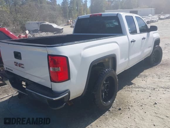 ✅ 2014 GMC Sierra 1500 • VIN: 1GTR1TEH0EZ330678 • Лот: 43482016. Опубликован ранее на IAAI с пробегом 250 000 миль. Бесплатный доступ к архиву аукционных продаж из США и подробный отчёт об истории автомобиля на DreamBid. Изображение 4.