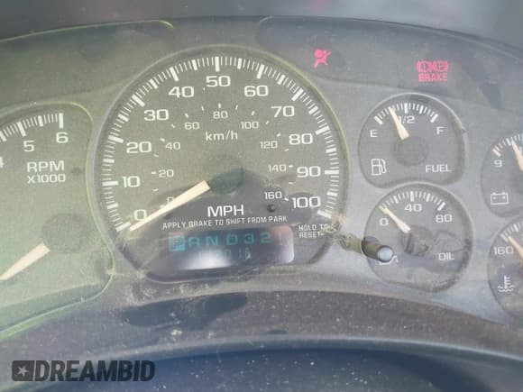 ✅ 2002 Chevrolet Silverado 2500HD • VIN: 1GBHK24U52E129724 • Lot: 43102128. Wystawiony na IAAI z przebiegiem 113 016 mil. Bezpłatny archiwum sprzedaży aukcyjnych z USA i szczegółowy raport historii pojazdu na DreamBid. Zdjęcie 15.