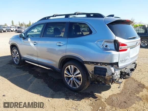 ✅ 2021 Subaru Ascent Touring • VIN: 4S4WMARD7M3455549 • Lot: 43497006. Wystawiony na IAAI z przebiegiem 39 043 mil. Bezpłatny archiwum sprzedaży aukcyjnych z USA i szczegółowy raport historii pojazdu na DreamBid. Zdjęcie 3.