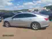 2019 Chevrolet Malibu LS с VIN 1G1ZC5ST5KF182421, выставлен на аукционе IAAI как лот 43295023 с пробегом 158 414 миль миль и . История ставок и продаж доступна на DreamBid. Изображение 13.