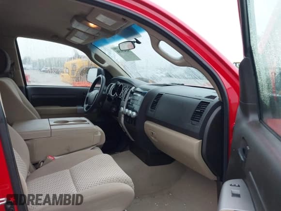 ✅ 2007 Toyota Tundra SR5 • VIN: 5TBBT54197S451301 • Lot: 42420158. Listed on IAAI with 246,935 mi. Free auction sales archive from the USA and detailed vehicle history report at DreamBid. Image 5.