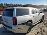 ✅ 2015 Chevrolet Suburban LTZ • VIN: 1GNSKKKC6FR697496 • Lot: 76989554. Wystawiony na Copart z przebiegiem 170 651 mil. Bezpłatny archiwum sprzedaży aukcyjnych z USA i szczegółowy raport historii pojazdu na DreamBid. Zdjęcie 3.