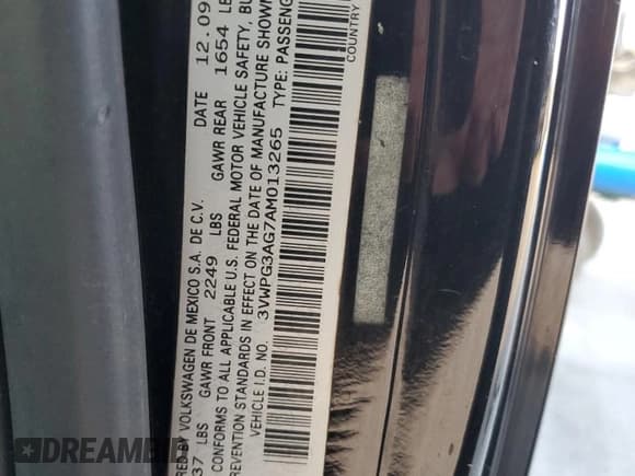 ✅ 2010 Volkswagen Beetle • VIN: 3VWPG3AG7AM013265 • Lot: 45587005. Wystawiony na Copart z przebiegiem 154 061 mil. Bezpłatny archiwum sprzedaży aukcyjnych z USA i szczegółowy raport historii pojazdu na DreamBid. Zdjęcie 13.