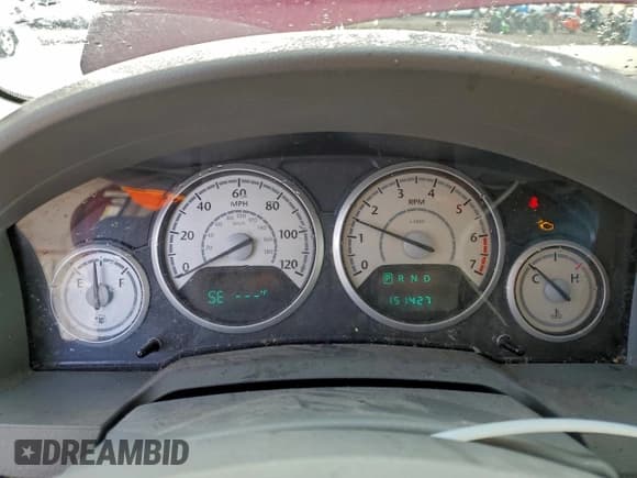 ✅ 2010 Chrysler Town & Country Touring • VIN: 2A4RR5D1XAR492115 • Lot: 93922275. Listed on Copart with 151,427 mi. Free auction sales archive from the USA and detailed vehicle history report at DreamBid. Image 9.