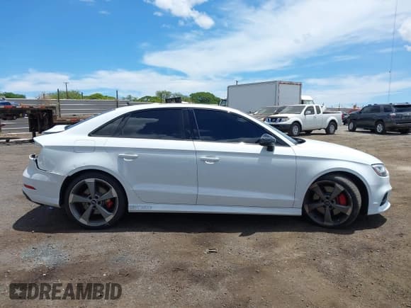 ✅ 2020 Audi S3 S line Premium • VIN: WAUB1GFF7LA017660 • Lot: 42618231. Listed on IAAI with 47,581 mi. Free auction sales archive from the USA and detailed vehicle history report at DreamBid. Image 13.