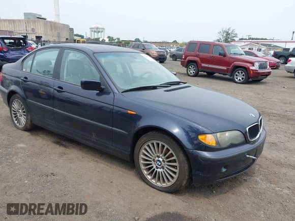 2003 BMW 3 Series 325xi с VIN WBAEU33423PM52020, выставлен на аукционе IAAI как лот 42488216 с пробегом 82 698 миль миль и . История ставок и продаж доступна на DreamBid. Изображение 1.