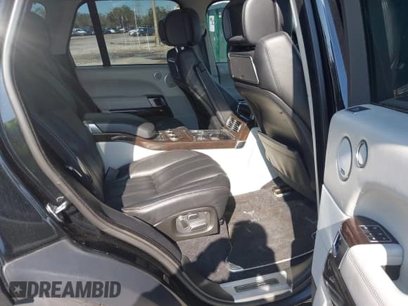 ✅ 2014 Land Rover Range Rover Supercharged Autobiography • VIN: SALGV2EF3EA127229 • Lot: 41336027. Listed on IAAI with 108,081 mi. Free auction sales archive from the USA and detailed vehicle history report at DreamBid. Image 8.