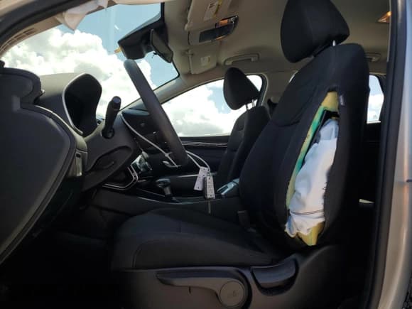 ✅ 2022 Hyundai Tucson SE • VIN: 5NMJA3AE6NH080067 • Lot: 66972164. Wystawiony na Copart z przebiegiem 19 136 mil. Bezpłatny archiwum sprzedaży aukcyjnych z USA i szczegółowy raport historii pojazdu na DreamBid. Zdjęcie 7.