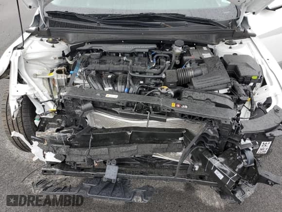 ✅ 2025 Hyundai Elantra Limited • VIN: KMHLP4DG1SU030350 • Лот: 90933925. Опубликован ранее на Copart с пробегом 9 412 миль. Бесплатный доступ к архиву аукционных продаж из США и подробный отчёт об истории автомобиля на DreamBid. Изображение 11.