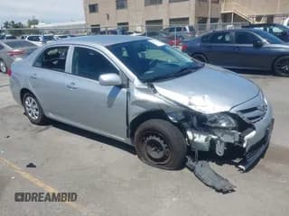 ✅ 2012 Toyota Corolla L • VIN: JTDBU4EE5C9172243 • Lot: 42922737. Wystawiony na IAAI z przebiegiem 138 552 mil. Bezpłatny archiwum sprzedaży aukcyjnych z USA i szczegółowy raport historii pojazdu na DreamBid. Zdjęcie 1.