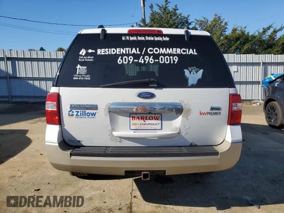 ✅ 2010 Ford Expedition Eddie Bauer • VIN: 1FMJU1J58AEA43641 • Lot: 87393635. Wystawiony na Copart z przebiegiem 218 132 mil. Bezpłatny archiwum sprzedaży aukcyjnych z USA i szczegółowy raport historii pojazdu na DreamBid. Zdjęcie 6.