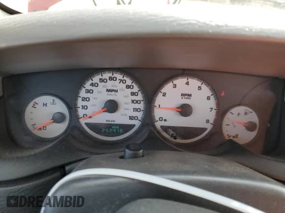 2005 Dodge Neon SXT z VIN 1B3ES56C45D226820, wystawiony jako Copart lot #48038315 z przebiegiem 253 418 mil mil oraz Szkoda całkowita • Salvage title. Historia ofert i sprzedaży dostępna na DreamBid. Obrazek 9.