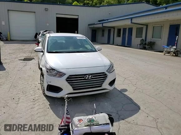 ✅ 2021 Hyundai Accent SE • VIN: 3KPC24A65ME151950 • Лот: 72065054. Опубликован ранее на Copart с пробегом 37 691 миль. Бесплатный доступ к архиву аукционных продаж из США и подробный отчёт об истории автомобиля на DreamBid. Изображение 10.