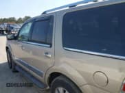 ✅ 2007 Lincoln Navigator • VIN: 5LMFU27567LJ25484 • Lot: 42052572. Wystawiony na IAAI z przebiegiem 168 050 mil. Bezpłatny archiwum sprzedaży aukcyjnych z USA i szczegółowy raport historii pojazdu na DreamBid. Zdjęcie 14.