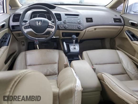 ✅ 2008 Honda Civic EX-L • VIN: 2HGFA16908H313786 • Lot: 92063595. Wystawiony na Copart z przebiegiem 178 952 mil. Bezpłatny archiwum sprzedaży aukcyjnych z USA i szczegółowy raport historii pojazdu na DreamBid. Zdjęcie 8.