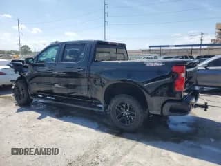 ✅ 2021 Chevrolet Silverado 1500 LT Trail Boss • VIN: 1GCPYFED4MZ288287 • Lot: 68489174. Wystawiony na Copart z przebiegiem 109 756 mil. Bezpłatny archiwum sprzedaży aukcyjnych z USA i szczegółowy raport historii pojazdu na DreamBid. Zdjęcie 2.