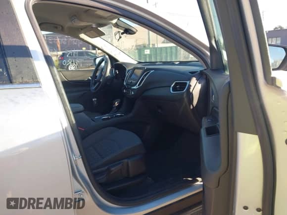 2022 Chevrolet Equinox LT с VIN 3GNAXKEV9NL158841, выставлен на аукционе IAAI как лот 42923362 с пробегом 28 234 миль миль и . История ставок и продаж доступна на DreamBid. Изображение 5.