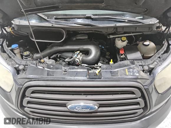 ✅ 2017 Ford Transit • VIN: 1FTYR2CM1HKB01907 • Лот: 70505465. Опубликован ранее на Copart с пробегом 138 065 миль. Бесплатный доступ к архиву аукционных продаж из США и подробный отчёт об истории автомобиля на DreamBid. Изображение 12.